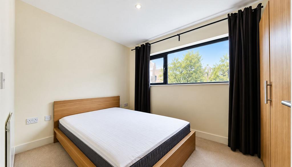 Apartment in London - View 2