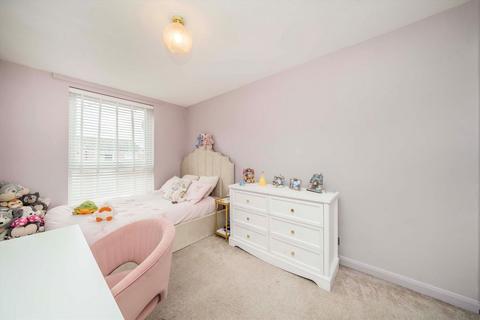 undefined, Kingston Hill, Kingston Upon Thames KT2