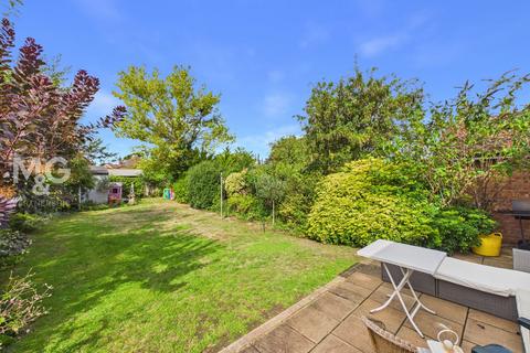 4 bedroom semi-detached house for sale, Highbury Road, Bury St. Edmunds IP33
