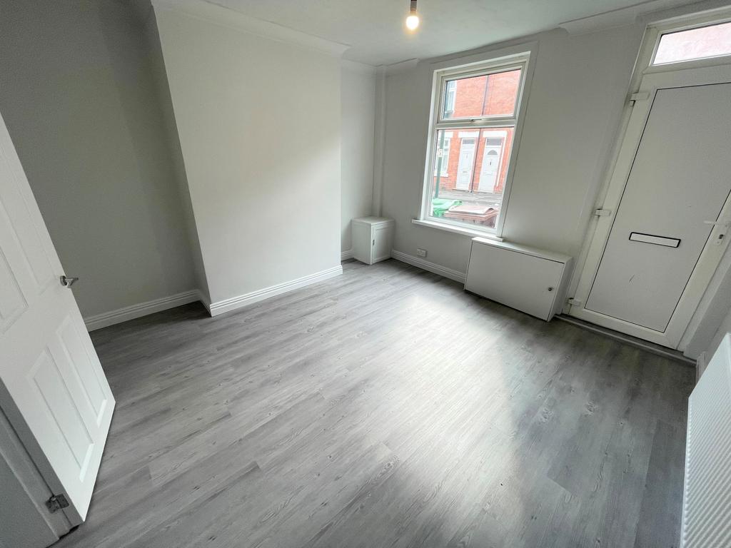 House in Nottingham, Highbury Vale - View 3