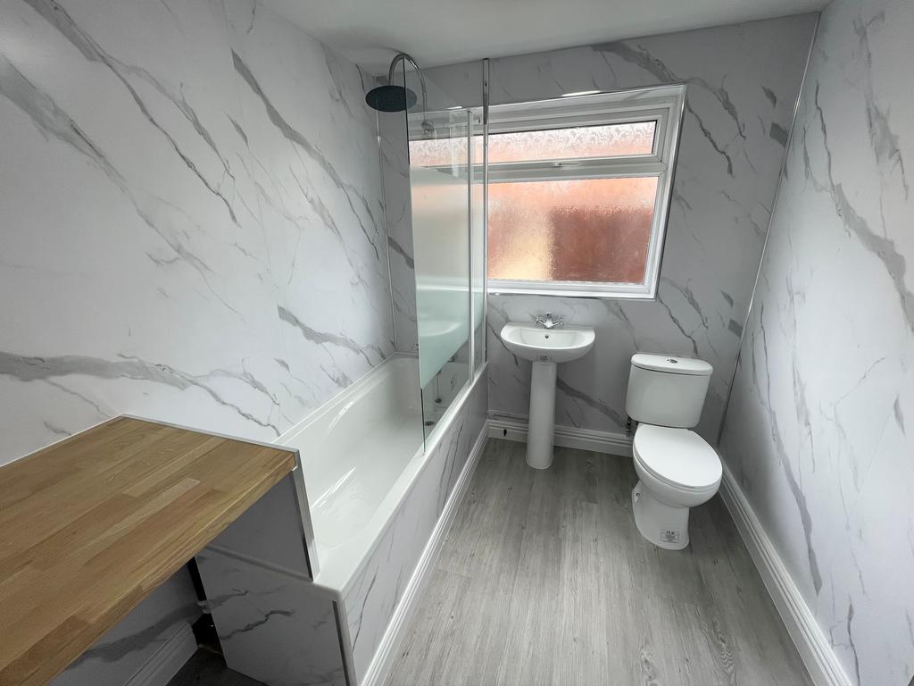 House in Nottingham, Highbury Vale - More