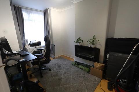 2 bedroom terraced house for sale, Salisbury Road, Watford WD24