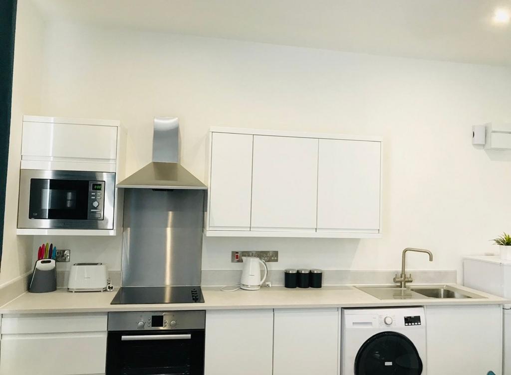 Apartment in Liverpool - View 3