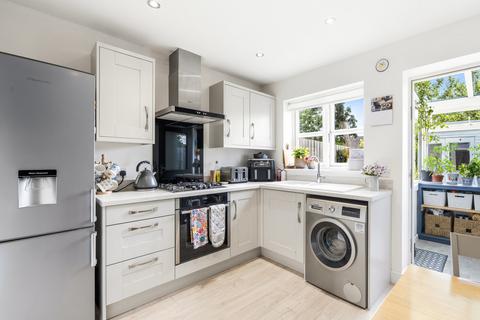 2 bedroom end of terrace house for sale, 5 Oak Close, Leyburn, DL8 5BY