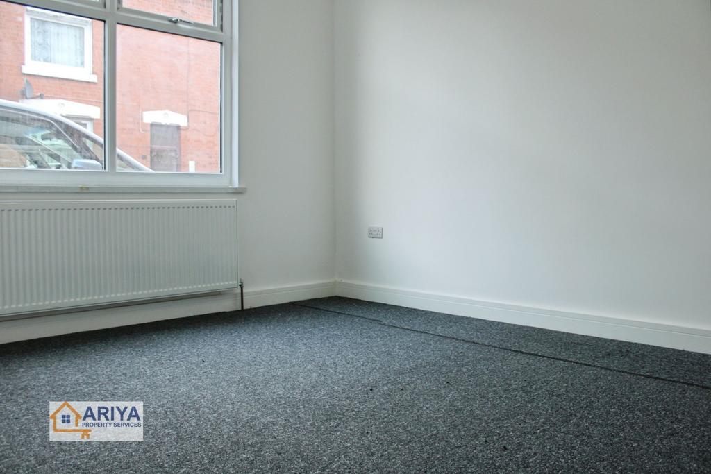 House in Leicester, City of Leicester - View 3