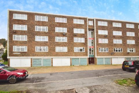 2 bedroom apartment to rent, Peter Street Folkestone CT20