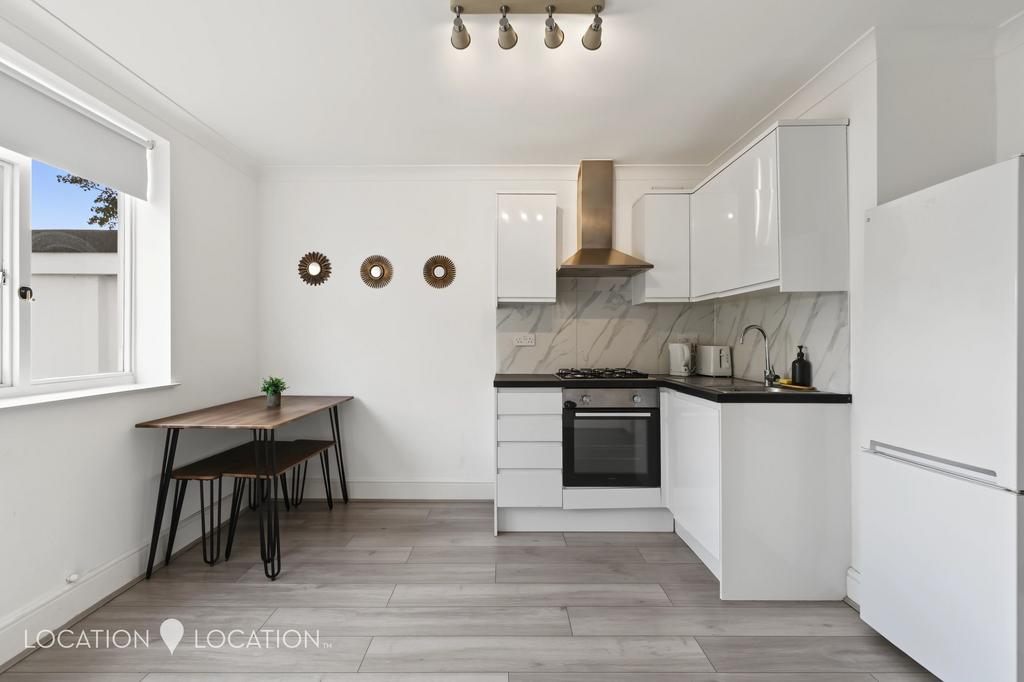 Apartment in London - View 2