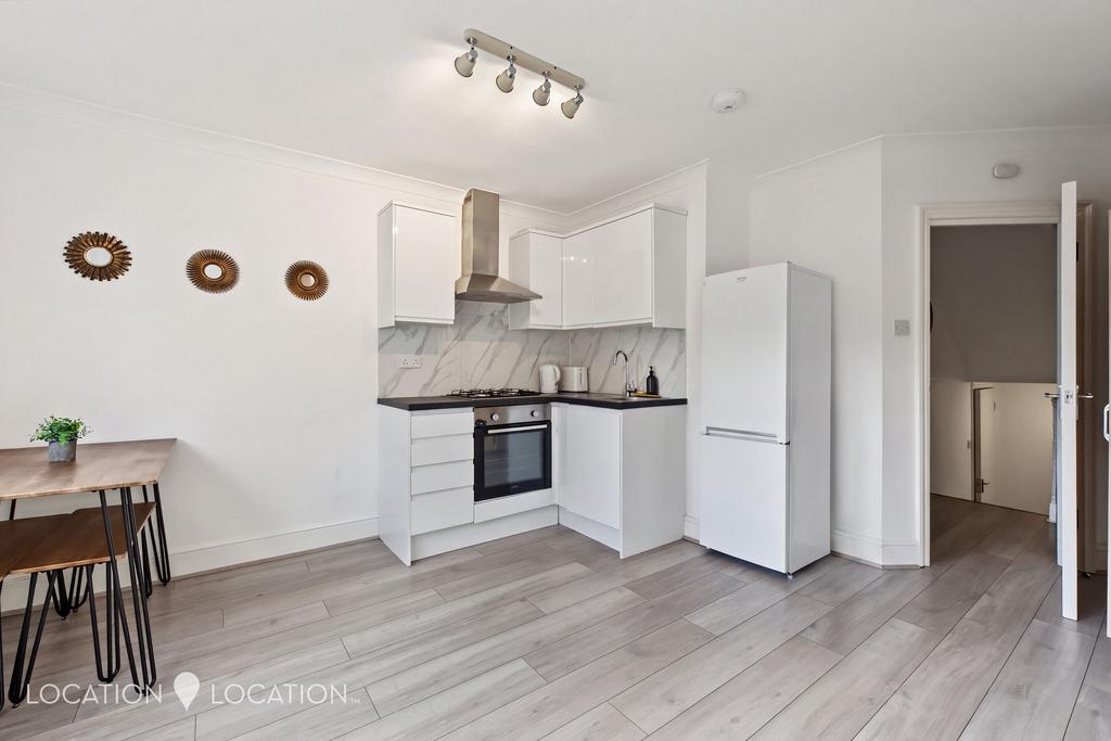 Apartment in London - View 4