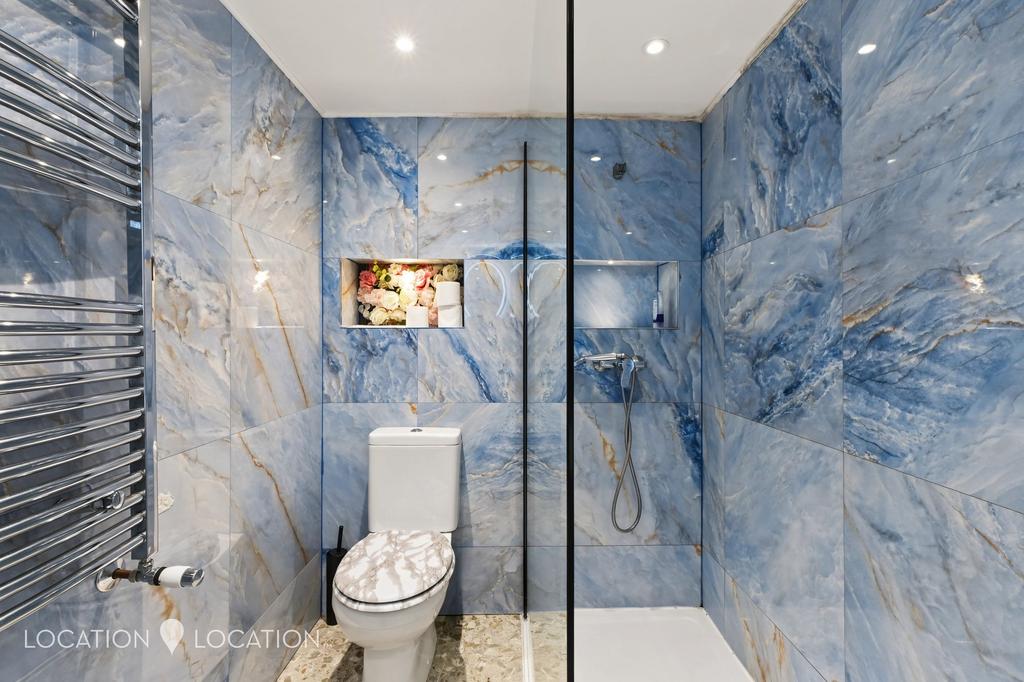 Apartment in London - View 5