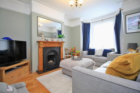 3 bedroom terraced house for sale, Belgrave Road, Manchester M40