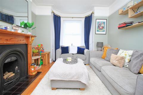 3 bedroom terraced house for sale, Belgrave Road, Manchester M40