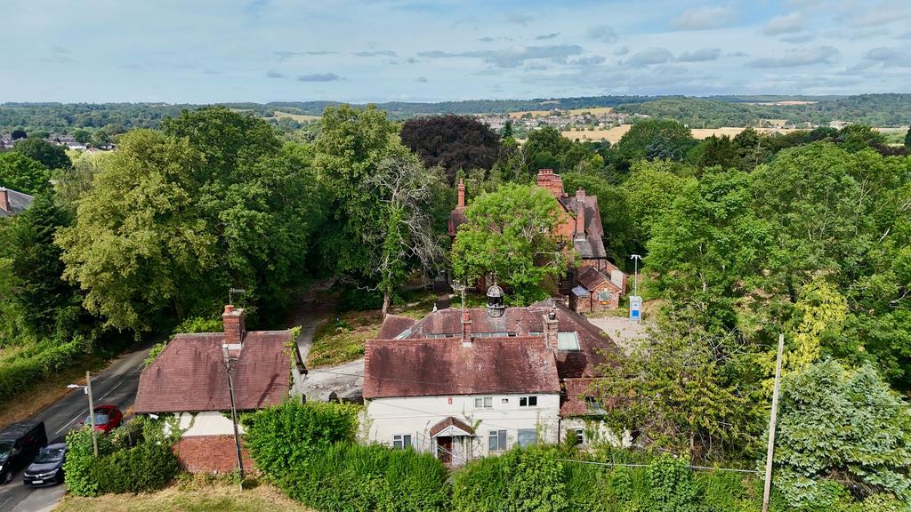 Station Road, Barlaston, ST12 - View 3
