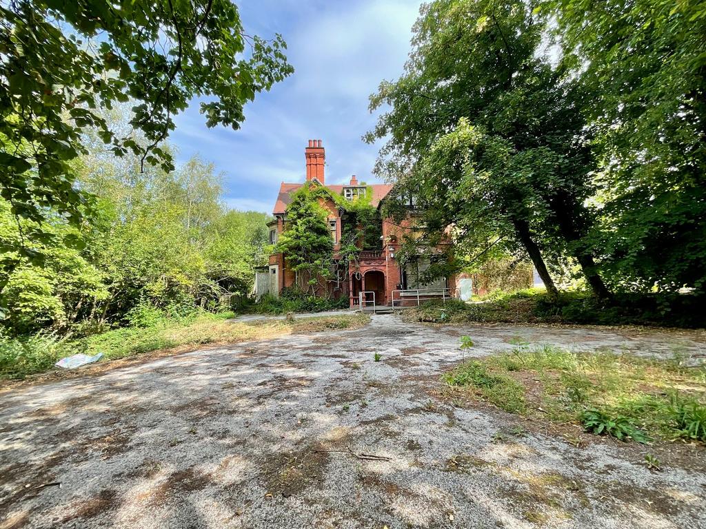 Station Road, Barlaston, ST12 - More