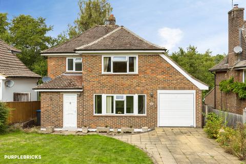 3 bedroom detached house for sale, Penland Road, Haywards Heath, RH16