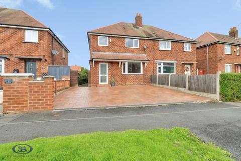 3 bedroom semi-detached house for sale, Halton Drive, Crewe