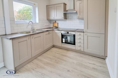 3 bedroom semi-detached house for sale, Halton Drive, Crewe