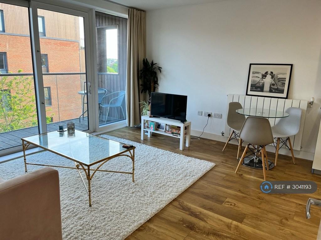 Apartment in London - View 2