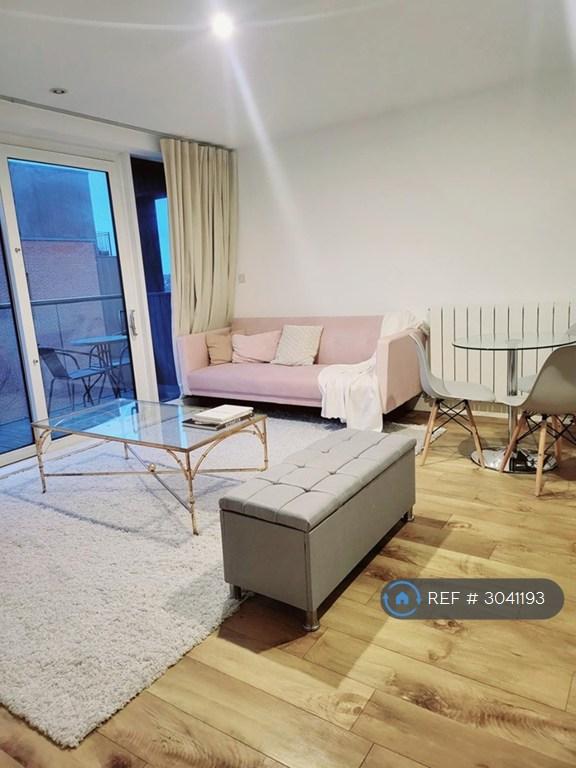 Apartment in London - View 3