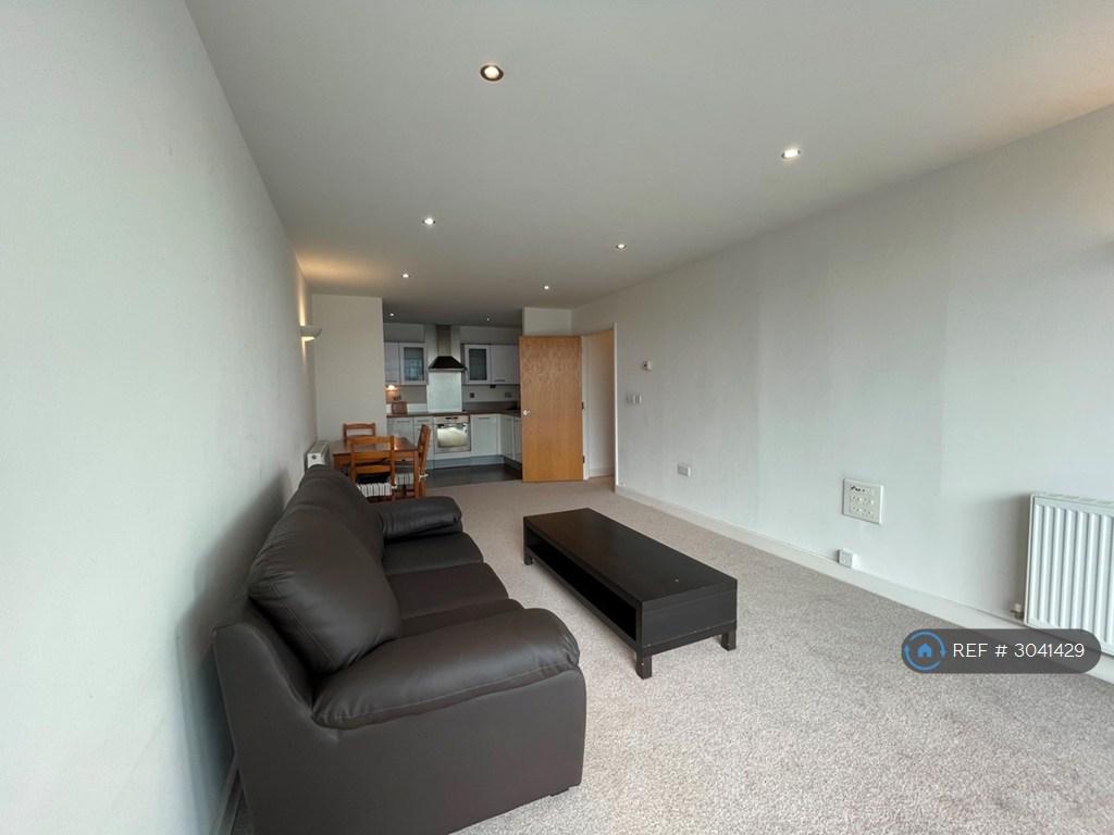 Apartment in London - View 3