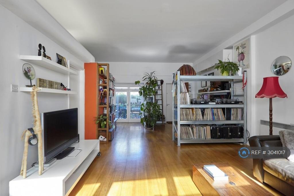 Apartment in London - View 2