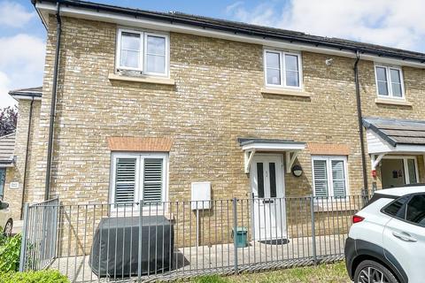 1 bedroom flat for sale, Flux House 15 Blacksmith Close, Sunbury-On-Thames TW16