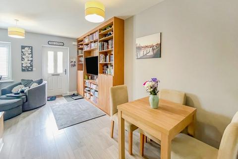 1 bedroom flat for sale, Flux House 15 Blacksmith Close, Sunbury-On-Thames TW16