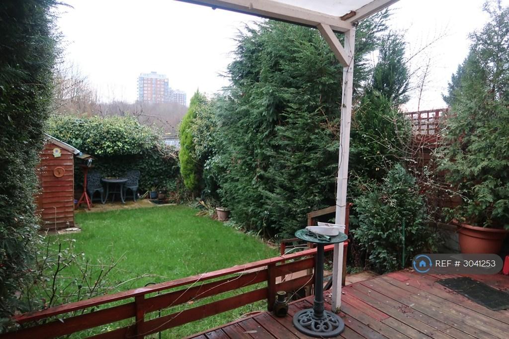 House in Manchester, Greater Manchester - View 2