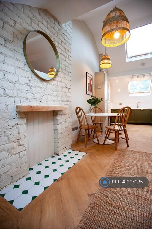 Apartment in Manchester, Greater Manchester - View 2