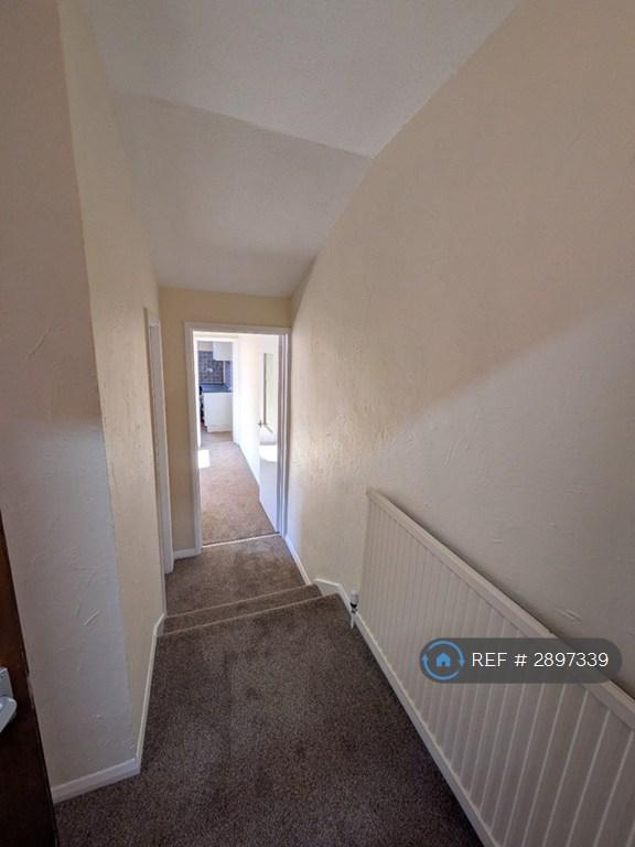 Apartment in Leicester, Aylestone Park - View 5