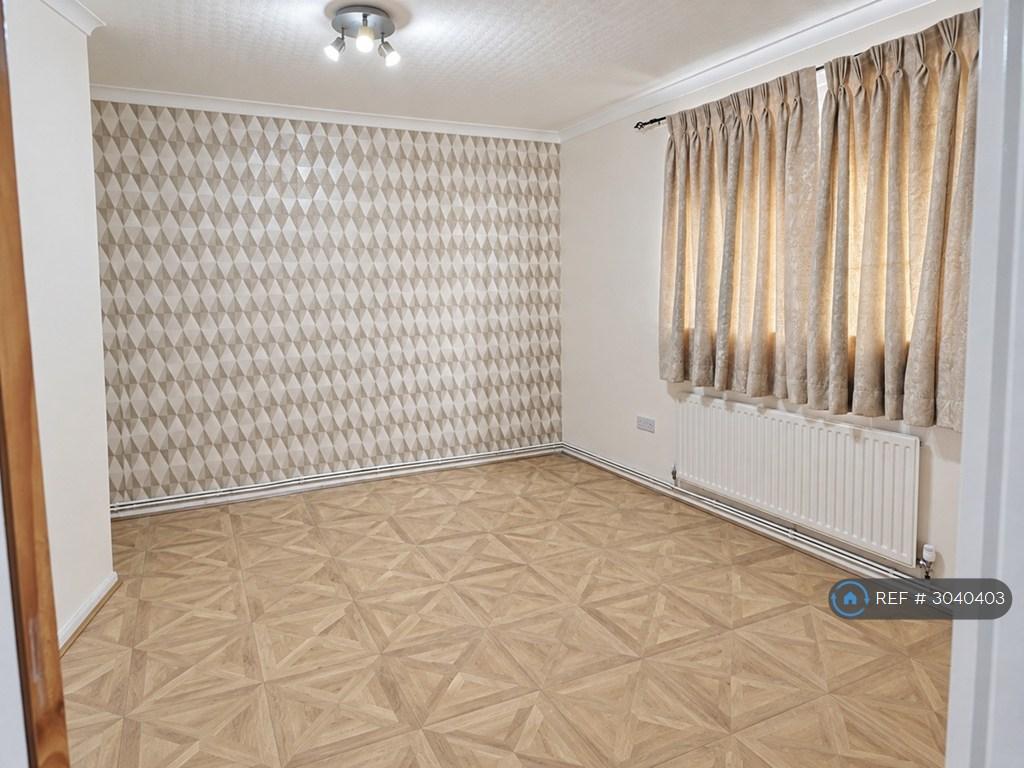 House in London - View 5
