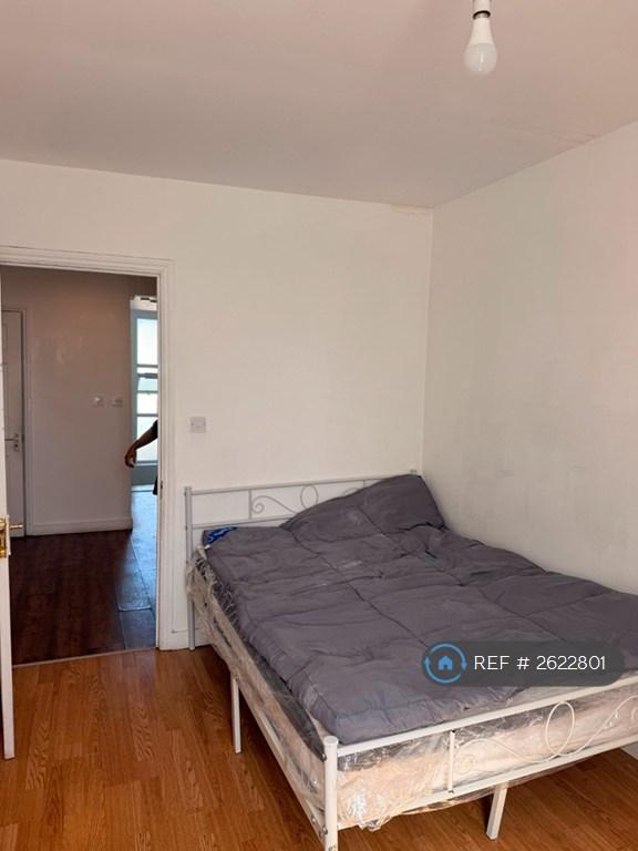 Apartment in London - View 2