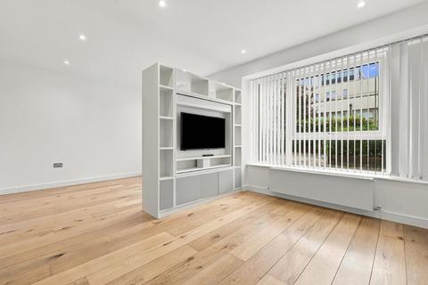 undefined, Lampton Road, Hounslow TW3