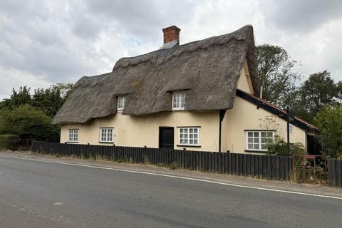 3 bedroom cottage for sale, 42 Low Street, Oakley, Diss, Suffolk IP21 4AP