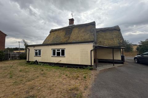 3 bedroom cottage for sale, 42 Low Street, Oakley, Diss, Suffolk IP21 4AP