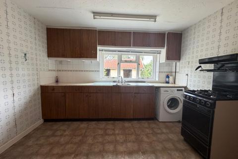 3 bedroom cottage for sale, 42 Low Street, Oakley, Diss, Suffolk IP21 4AP