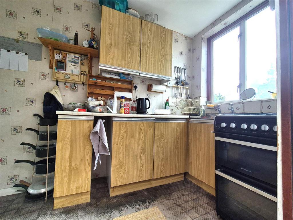House in Birmingham, West Midlands - More