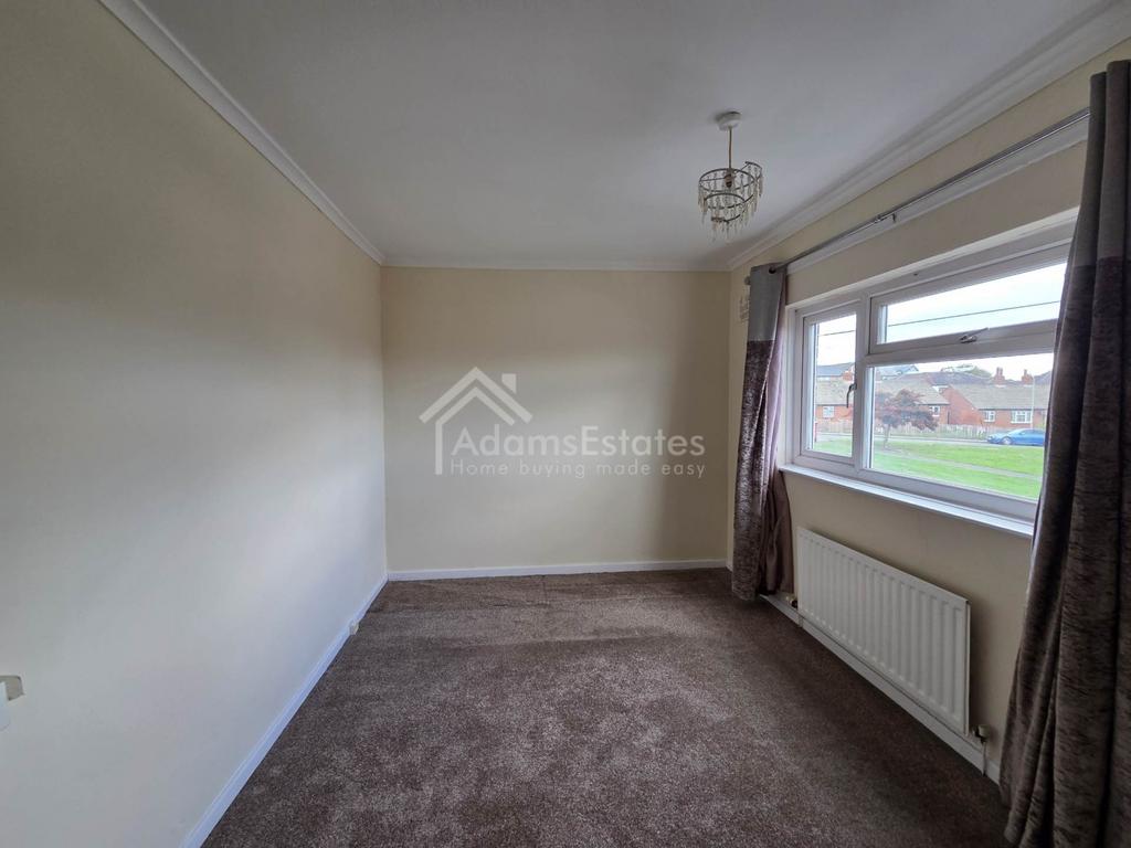 House in Batley - View 4