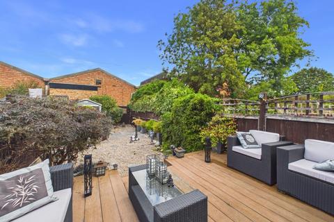 2 bedroom terraced house for sale, Arthur Road, Windsor, Berkshire, SL4