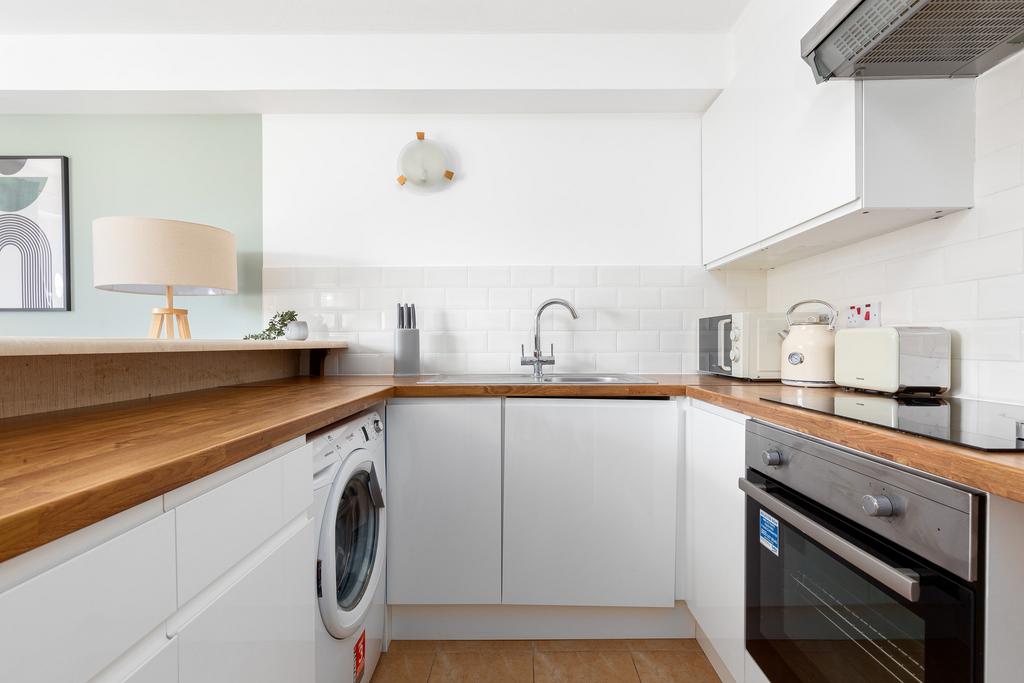 Apartment in London - View 2