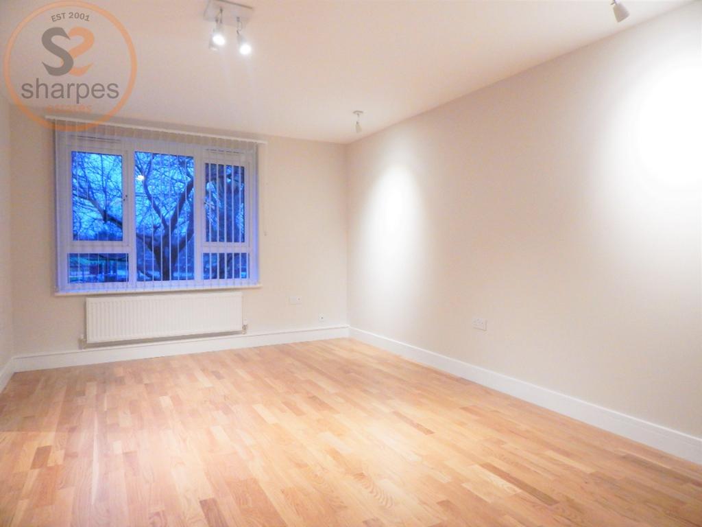 Apartment in London - View 2