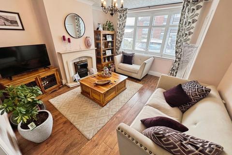 2 bedroom semi-detached house for sale, Coleshill Road, Warwickshire CV10