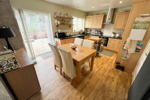 2 bedroom semi-detached house for sale, Coleshill Road, Warwickshire CV10