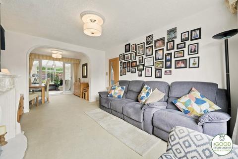 4 bedroom semi-detached house for sale, St. Austell Drive, Cheadle SK8