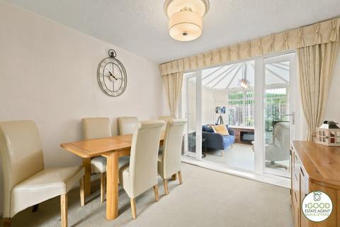 4 bedroom semi-detached house for sale, St. Austell Drive, Cheadle SK8