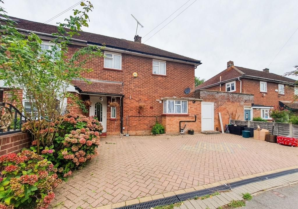 House in Uxbridge - View 4
