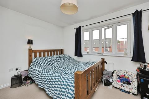 2 bedroom semi-detached house for sale, Lord Nelson Drive, Norwich