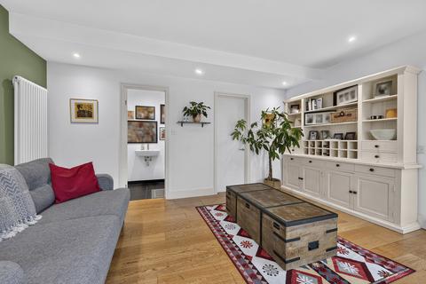 undefined, St. Albans Place, London, N1