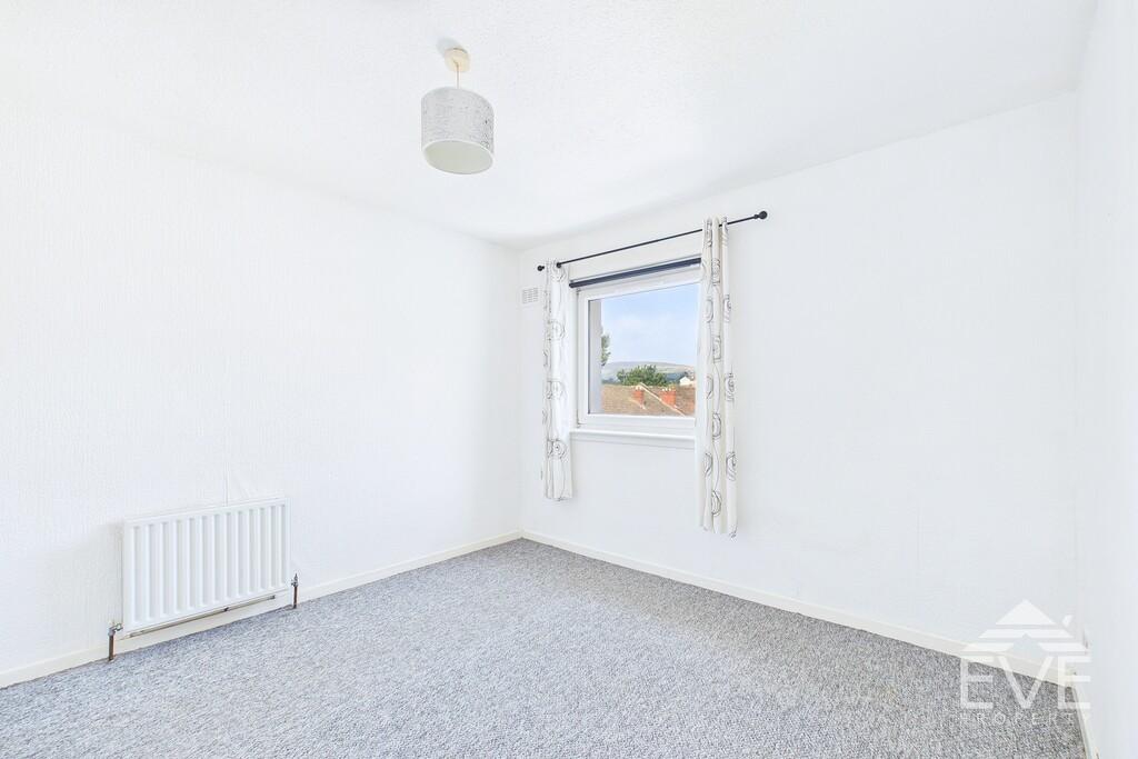 Apartment in Clydebank - More
