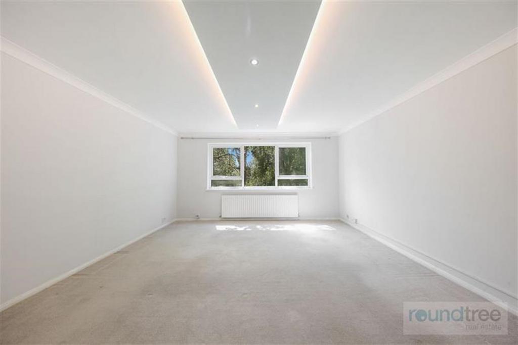 Apartment in Finchley - View 3