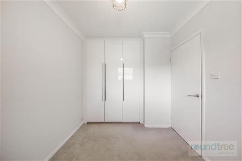 Apartment in Finchley - More